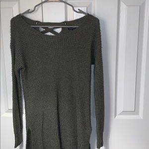 Army green American eagle waffle knit sweater